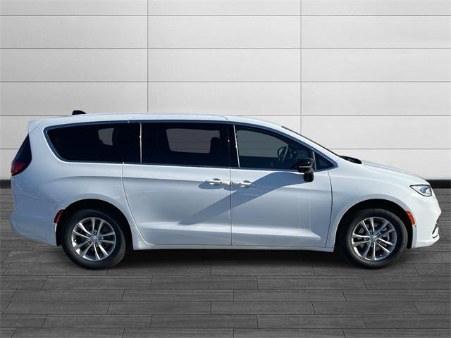 new 2026 Chrysler Pacifica car, priced at $42,029