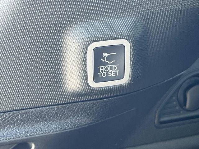 new 2025 Jeep Grand Cherokee car, priced at $35,533