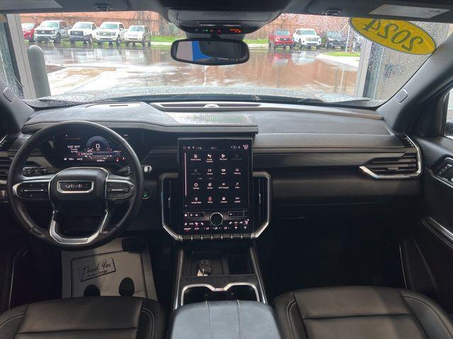 used 2024 GMC Acadia car, priced at $33,998