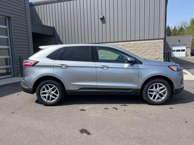 used 2024 Ford Edge car, priced at $24,898