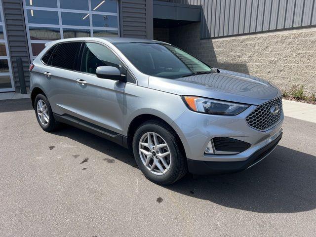 used 2024 Ford Edge car, priced at $24,898