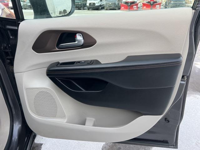 used 2018 Chrysler Pacifica car, priced at $8,988