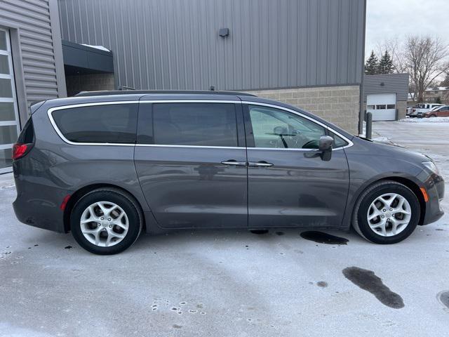 used 2018 Chrysler Pacifica car, priced at $8,988