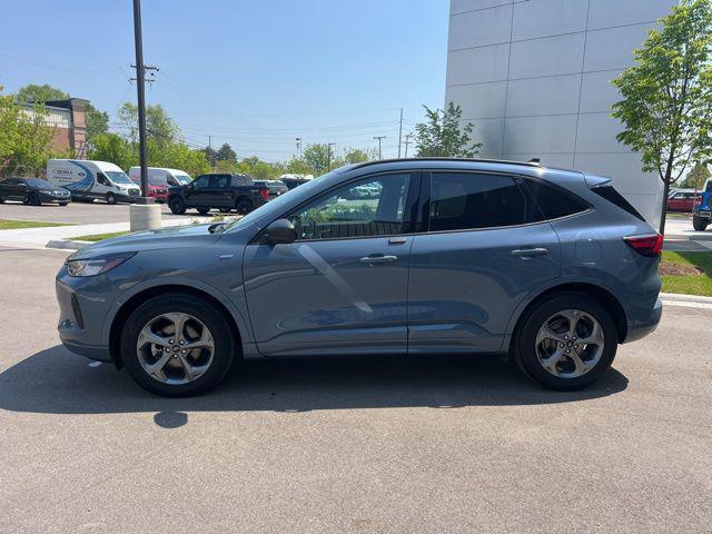 used 2023 Ford Escape car, priced at $22,421