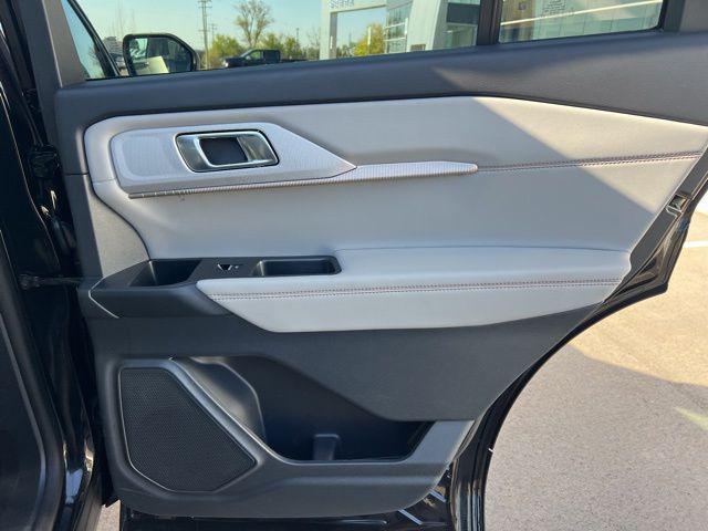 used 2025 Ford Explorer car, priced at $38,395