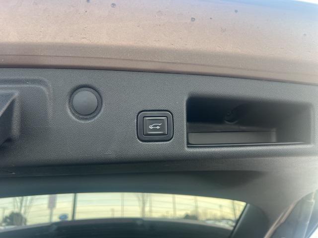 used 2019 Chevrolet Equinox car, priced at $18,353