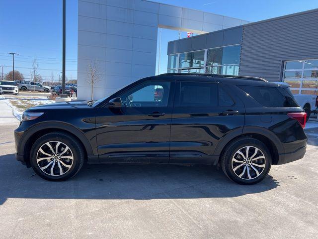 used 2023 Ford Explorer car, priced at $40,399