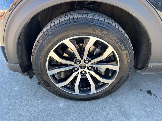 used 2023 Ford Explorer car, priced at $40,399