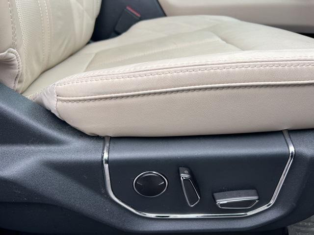 used 2022 Ford Expedition car, priced at $51,835