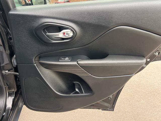 used 2017 Jeep Cherokee car, priced at $11,825