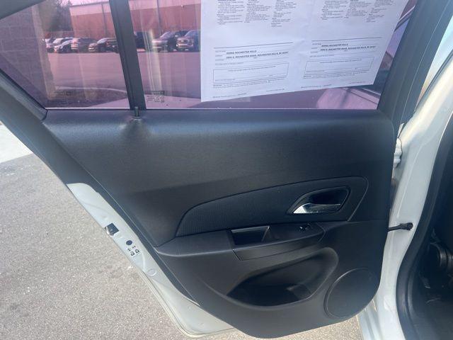 used 2016 Chevrolet Cruze Limited car, priced at $5,984