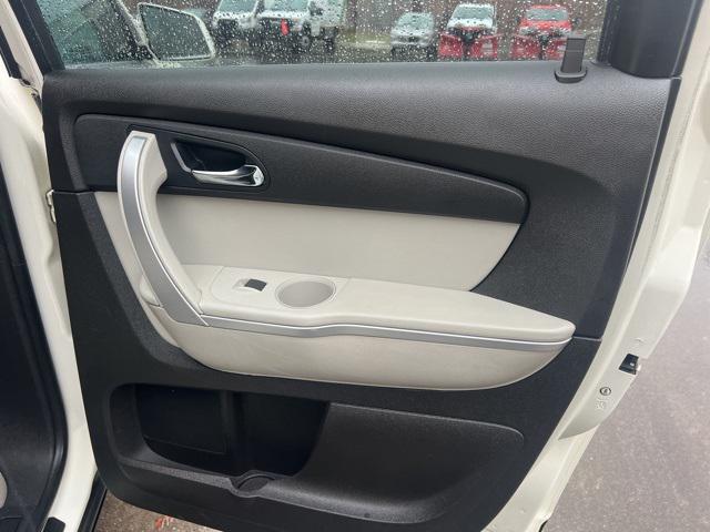 used 2009 GMC Acadia car, priced at $5,342