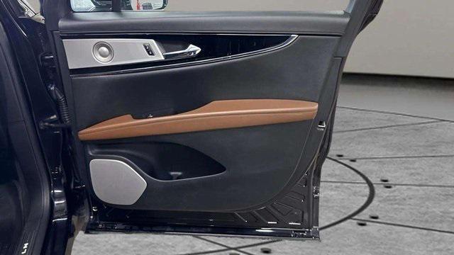 used 2023 Lincoln Nautilus car, priced at $39,850