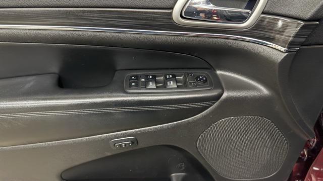 used 2019 Jeep Grand Cherokee car, priced at $13,736