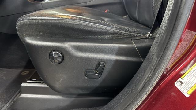 used 2019 Jeep Grand Cherokee car, priced at $13,736