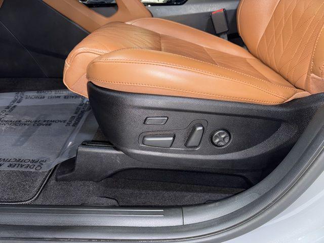 used 2024 Kia Telluride car, priced at $42,749
