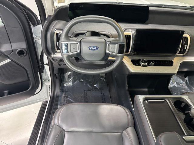 used 2025 Ford Expedition car, priced at $57,979
