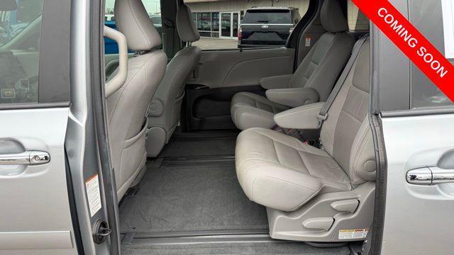 used 2017 Toyota Sienna car