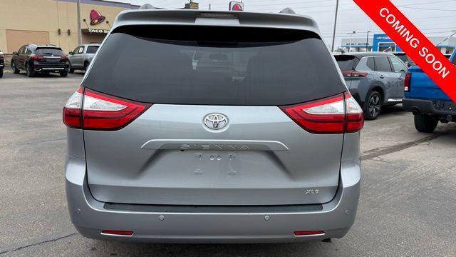 used 2017 Toyota Sienna car