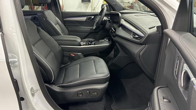 used 2025 Buick Enclave car, priced at $37,576