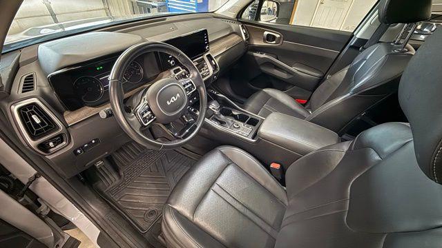 used 2022 Kia Sorento car, priced at $25,856