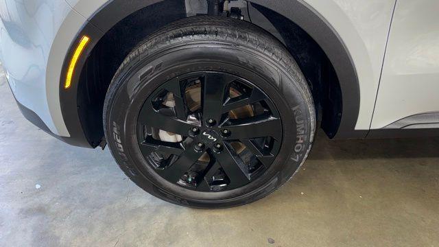 used 2022 Kia Sorento car, priced at $25,856