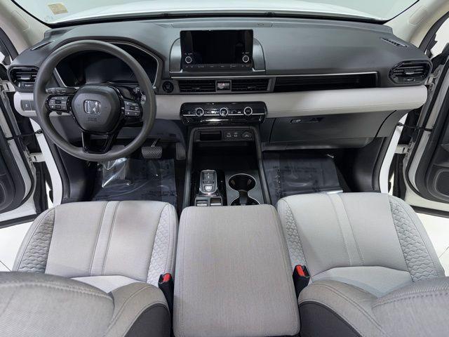 used 2023 Honda Pilot car, priced at $32,490