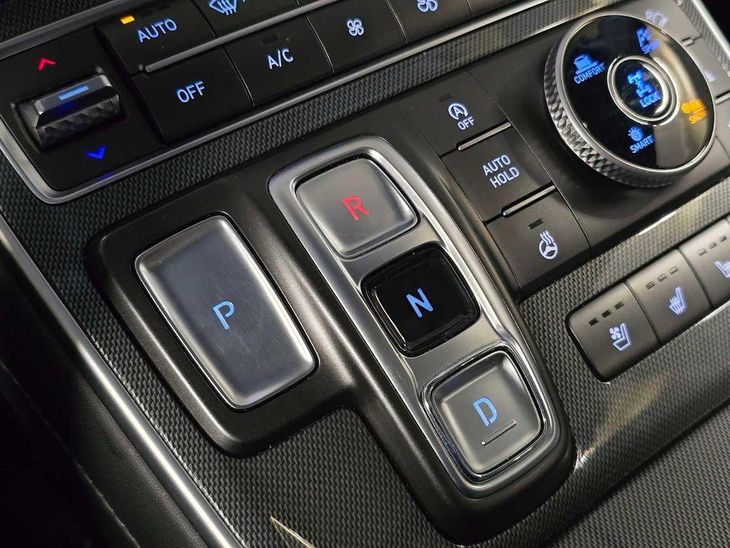 used 2022 Hyundai Santa Fe car, priced at $26,999