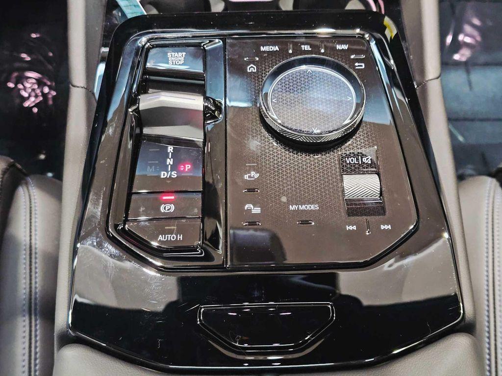 new 2026 BMW 550e car, priced at $80,589