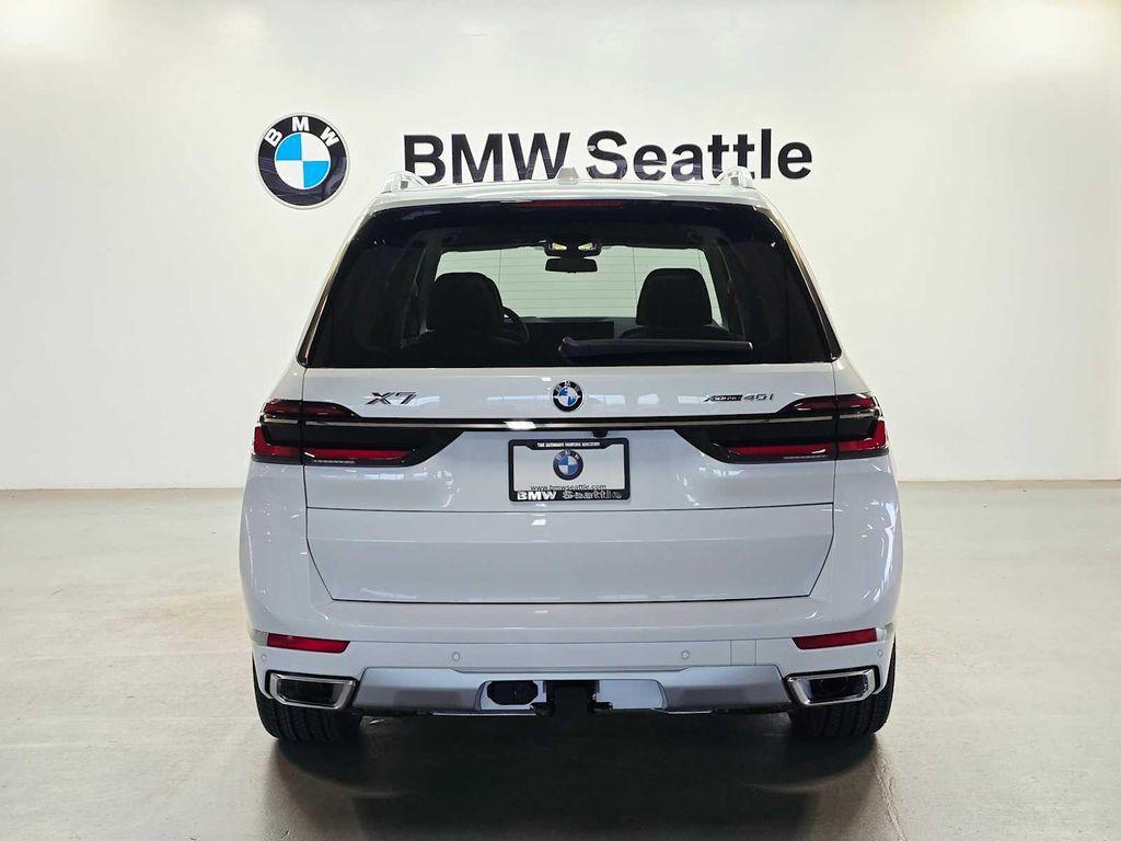 new 2026 BMW X7 car, priced at $100,414
