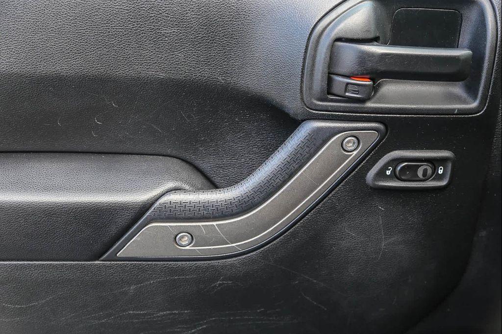 used 2017 Jeep Wrangler Unlimited car, priced at $20,684