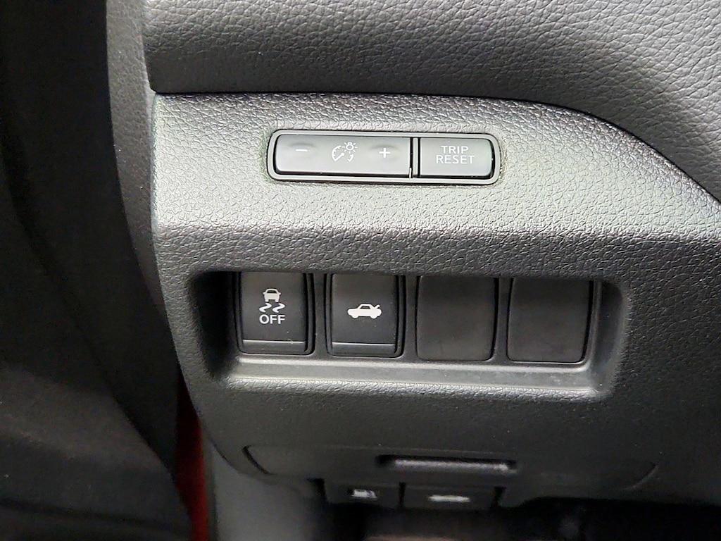 used 2015 Nissan Altima car, priced at $13,998