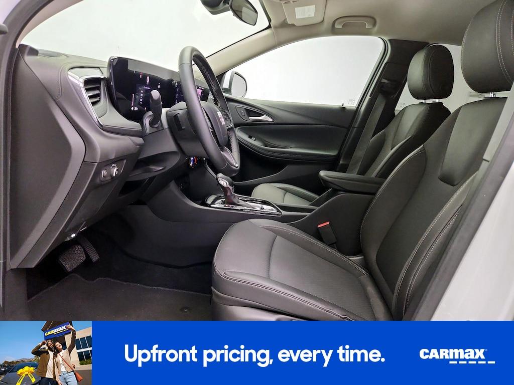 used 2025 Buick Encore GX car, priced at $20,998