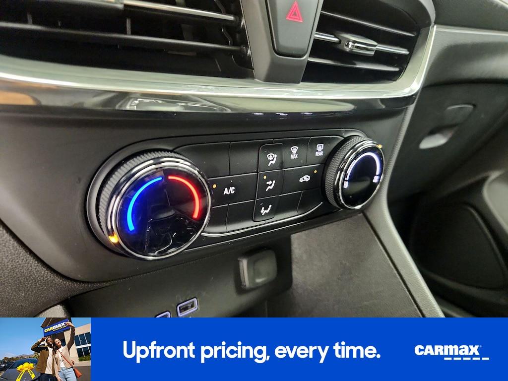 used 2025 Buick Encore GX car, priced at $20,998
