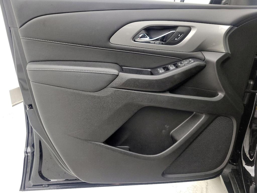 used 2024 Chevrolet Traverse Limited car, priced at $31,998