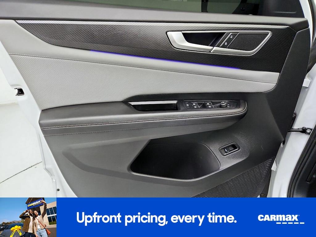 used 2024 Volkswagen Atlas Cross Sport car, priced at $37,998
