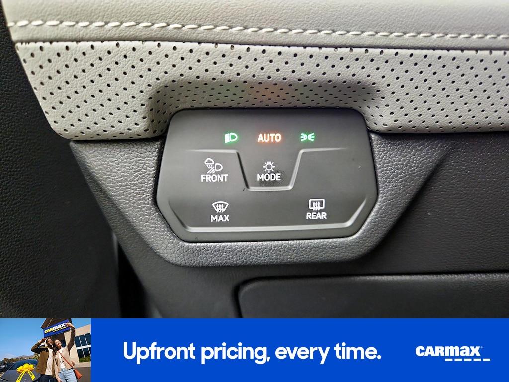used 2024 Volkswagen Atlas Cross Sport car, priced at $37,998