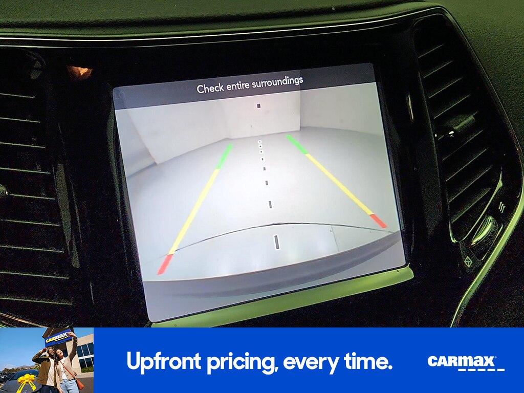 used 2019 Jeep Cherokee car, priced at $15,998