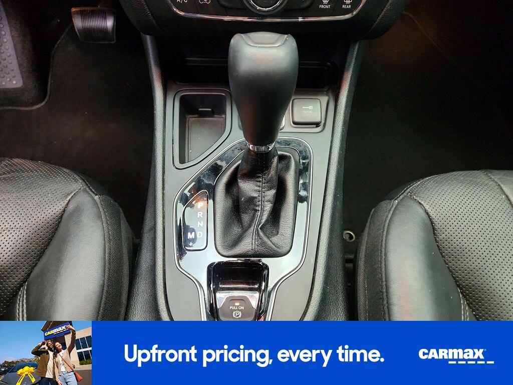 used 2019 Jeep Cherokee car, priced at $15,998