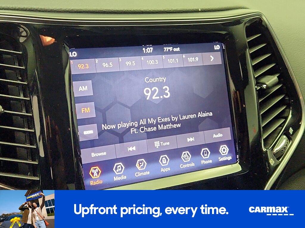 used 2019 Jeep Cherokee car, priced at $15,998