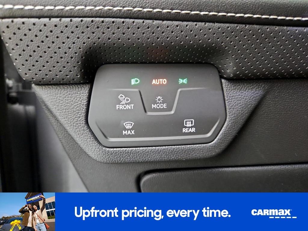 used 2025 Volkswagen Atlas Cross Sport car, priced at $29,998