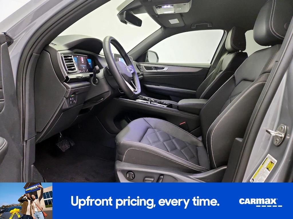 used 2025 Volkswagen Atlas Cross Sport car, priced at $29,998
