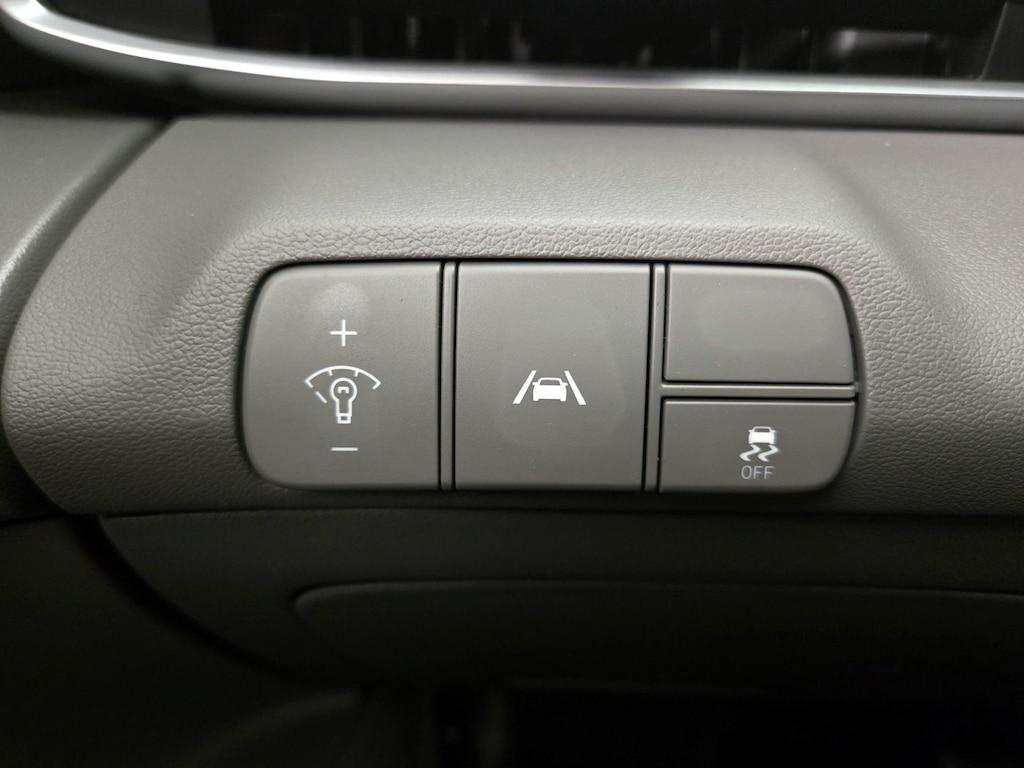 used 2022 Hyundai Elantra car, priced at $18,998