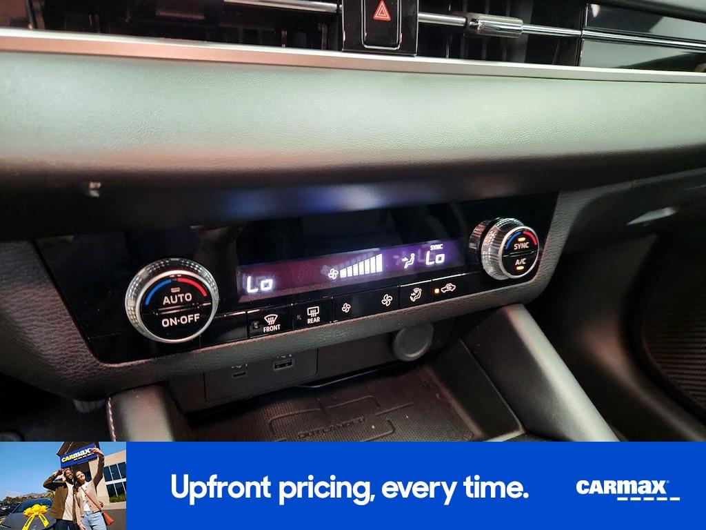 used 2024 Mitsubishi Outlander car, priced at $26,998