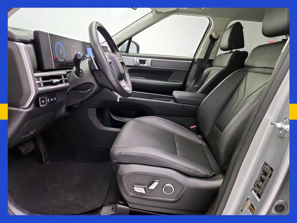 used 2025 Hyundai Santa Fe car, priced at $28,998