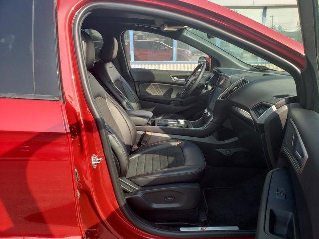 used 2024 Ford Edge car, priced at $34,999