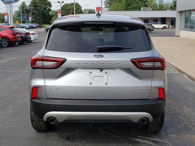 used 2024 Ford Escape car, priced at $25,999