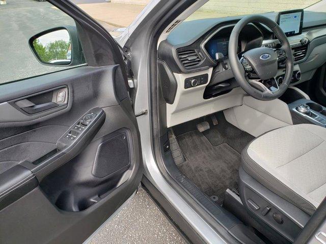 used 2024 Ford Escape car, priced at $25,999