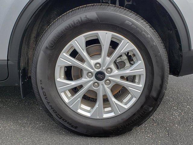 used 2024 Ford Escape car, priced at $25,999