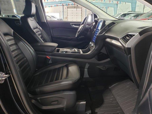 used 2024 Ford Edge car, priced at $30,999